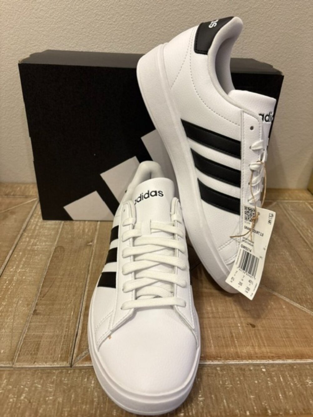 NEW adidas Grand Court 2.0 Black White Sneakers Women Size 8.5